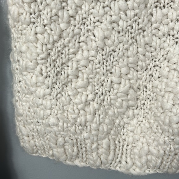 Vivienne Tam White Cream Chunky Knit Turtleneck Sweater size XS - Picture 7 of 16